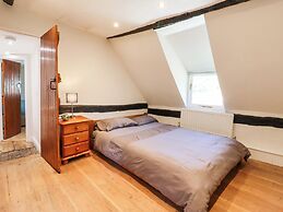 1 Harpur Cottage