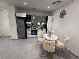 Magnificent GolfVille PoolView 2bedroom