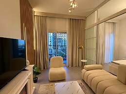 Magnificent GolfVille PoolView 2bedroom