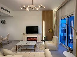 Magnificent GolfVille PoolView 2bedroom