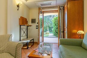 Apartment in Roma by Marco Simone Golf