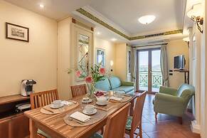 Apartment in Roma by Marco Simone Golf