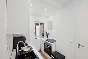 Moderne Wohnung mit Terrasse