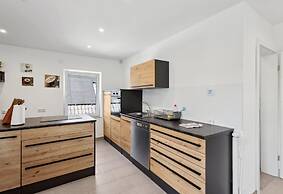 Moderne Ferienwohnung mit Terrasse