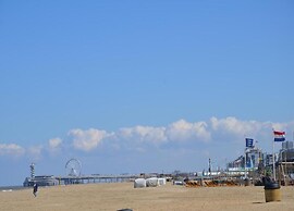 Scheveningen Flat Near Beach