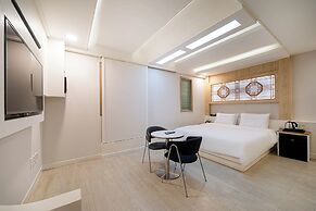 Hound Hotel Daeyeon