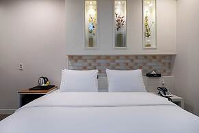 Hound Hotel Daeyeon