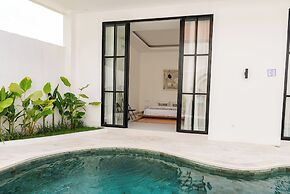 Tropical 2BR Private Villa, 6min Pererenan Beach