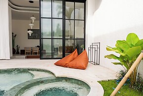 Tropical 2BR Private Villa, 6min Pererenan Beach