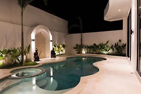 Tropical 2BR Private Villa, 6min Pererenan Beach