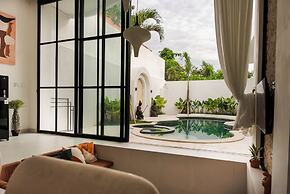Tropical 2BR Private Villa, 6min Pererenan Beach