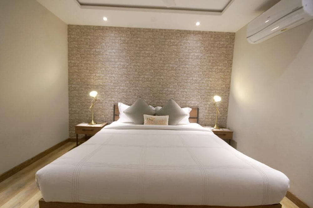 The Opus Luxury Residences
