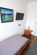 Qumi Apartments