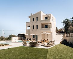 Georgia Villa - With Private Heated Pool
