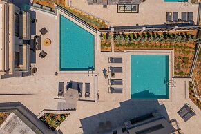 Skyfall Villas - With 12 Bedrooms