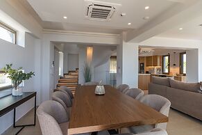 Skyfall Villas - With 12 Bedrooms