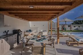 Elysian Villas - With 2 Private Pools