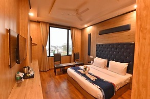 Foxoso Fiori Hotel