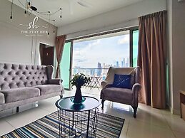 Regalia Residence The Sky Pool Suite