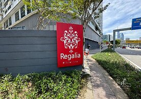 Regalia Residence The Sky Pool Suite