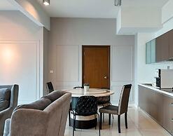 Regalia Residence The Sky Pool Suite