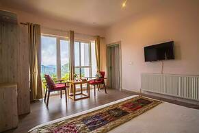 Adrushya Estate Luxury Suites Mukteshwar