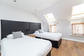 2 Bedroom Luxury Apartment