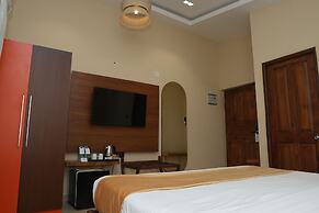 Foxoso Aaristo Baga Beach Resort
