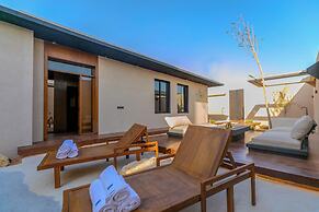Portal Chalets With Private Pool-Al Arid