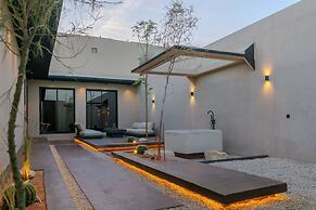 Portal Chalets With Private Pool-Al Arid