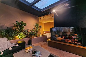 Portal Chalets With Private Pool-Al Arid