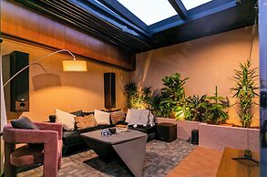 Portal Chalets With Private Pool-Al Arid
