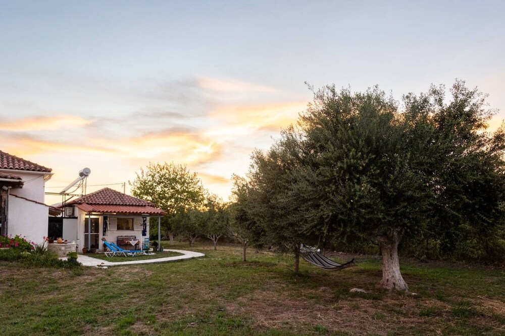 Petalidi Sunny Home One