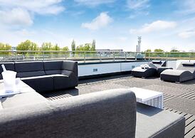 Coastal Comfort With Terrace