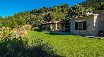 Beautiful Holiday Home in Valldemossa