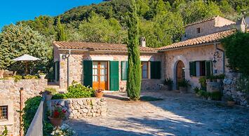 Beautiful Holiday Home in Valldemossa