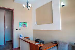 Rostel Villa Hotel