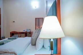 Rostel Villa Hotel