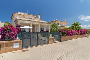 Marissa II Home Near Beach