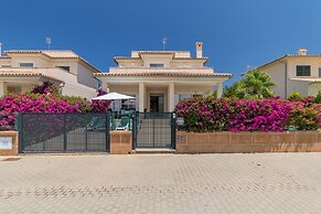 Marissa II Home Near Beach