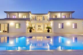 Villa in Mallorca With Private Pool & Jacuzzi