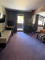 Two Brothers Inn