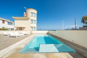 Son Serra Paradise, Beachfront Villa
