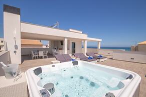 Son Serra Paradise, Beachfront Villa