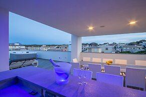 Son Serra Paradise, Beachfront Villa