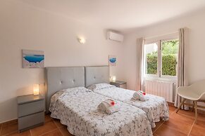 Holiday Home in Playa na Ferradura Beach