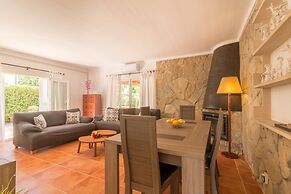 Holiday Home in Playa na Ferradura Beach
