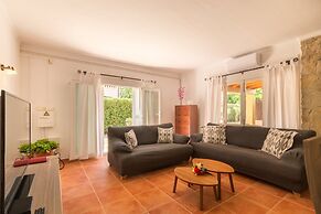 Holiday Home in Playa na Ferradura Beach