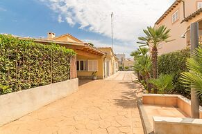 Holiday Home in Playa na Ferradura Beach