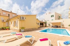 Holiday Home in Playa na Ferradura Beach